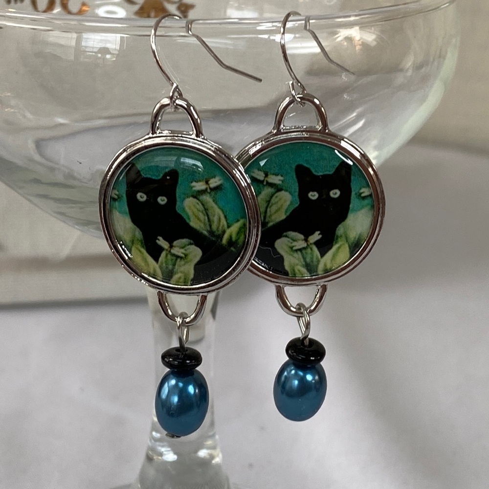 Black Cat dangling earrings